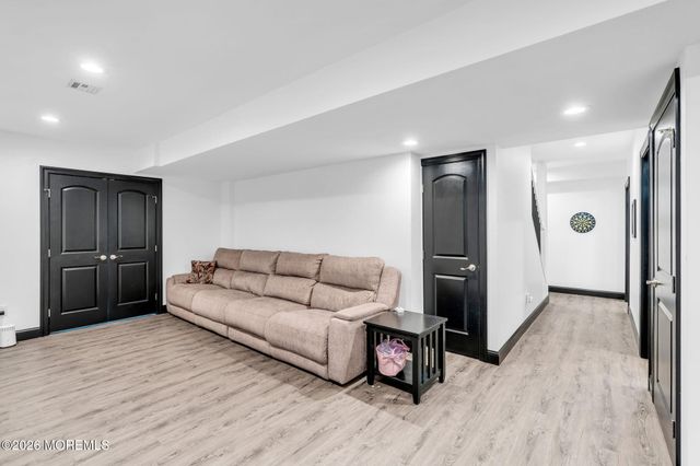 28 Central Avenue B, Toms River, NJ 08753