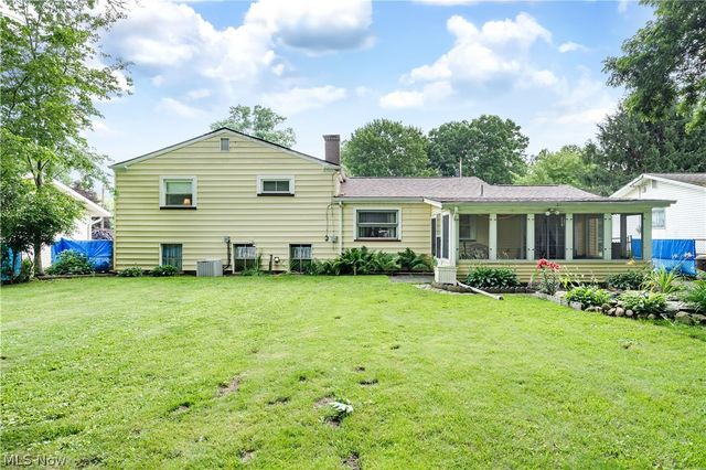 4220 Mill Trace Road, Youngstown, OH 44511