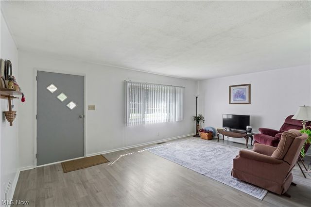4220 Mill Trace Road, Youngstown, OH 44511