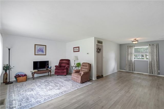 4220 Mill Trace Road, Youngstown, OH 44511