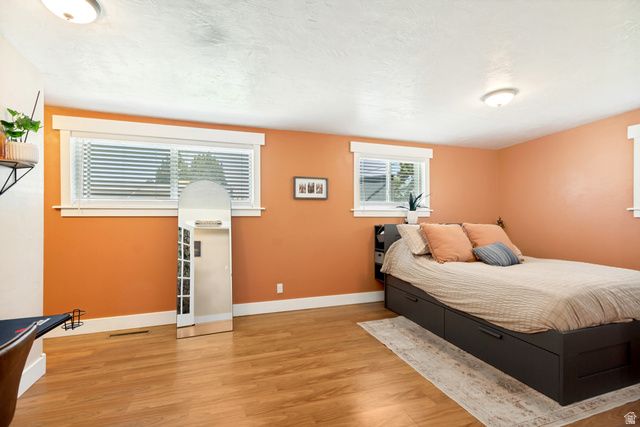 5981 S STARLITE DR, Murray, UT 84107