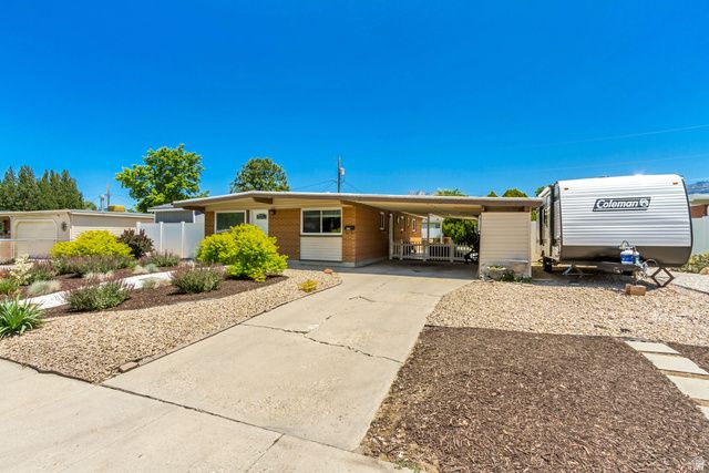 5981 S STARLITE DR, Murray, UT 84107