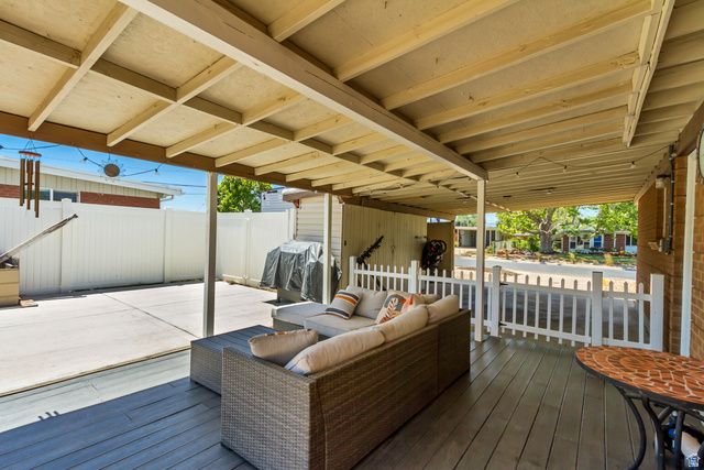 5981 S STARLITE DR, Murray, UT 84107