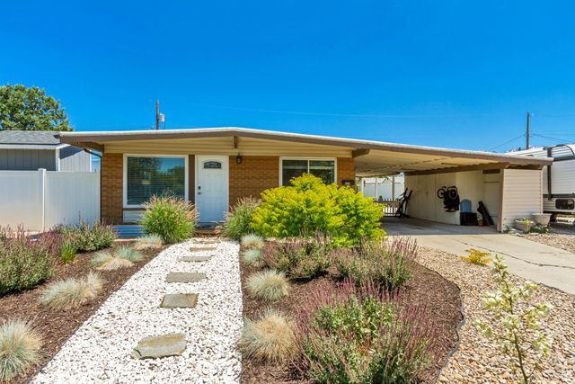 5981 S STARLITE DR, Murray, UT 84107