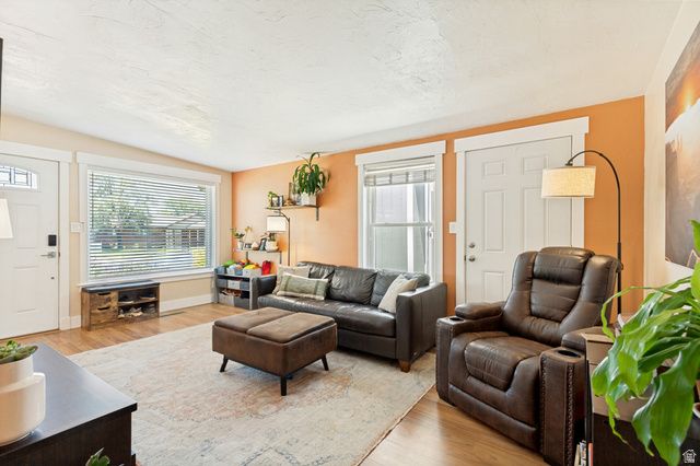 5981 S STARLITE DR, Murray, UT 84107
