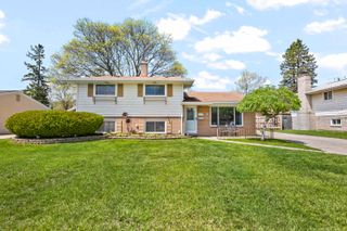 8607 Leslie Drive, Sterling Heights, MI 48314
