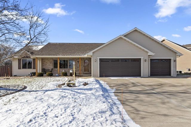 1615 SHALLOW CREEK COURT, Green Bay, WI 54313