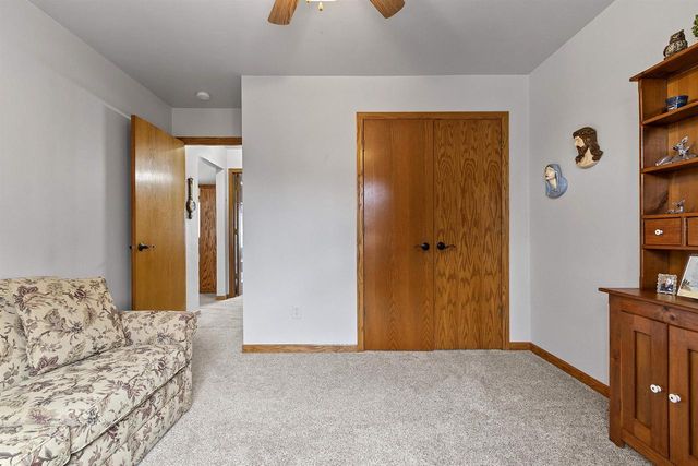 1615 SHALLOW CREEK COURT, Green Bay, WI 54313