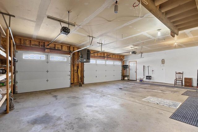 1615 SHALLOW CREEK COURT, Green Bay, WI 54313