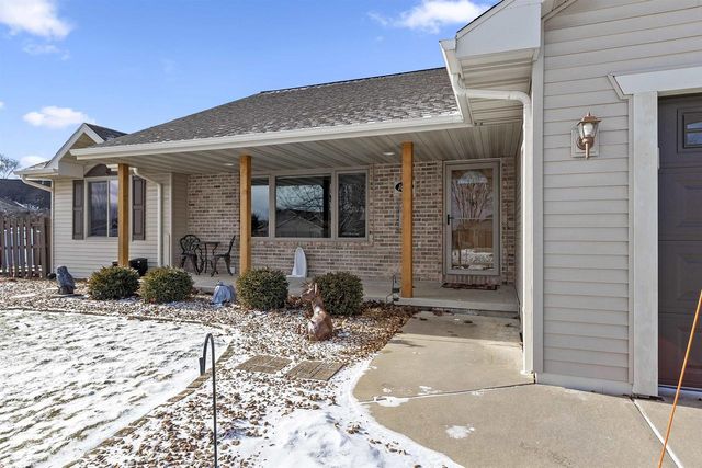 1615 SHALLOW CREEK COURT, Green Bay, WI 54313