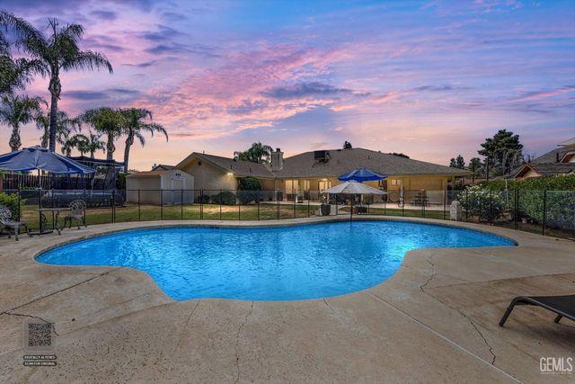 7016 Elias Avenue, Bakersfield, CA 93308
