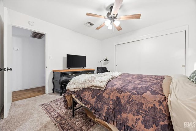 7016 Elias Avenue, Bakersfield, CA 93308