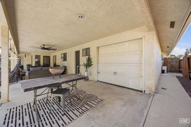7016 Elias Avenue, Bakersfield, CA 93308