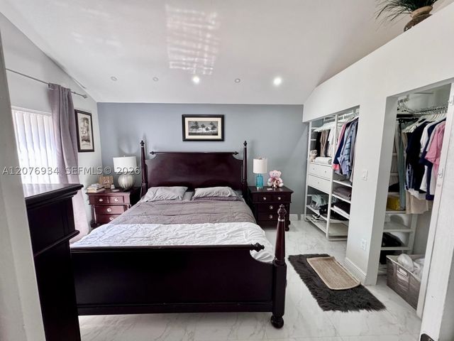 13700 SW 149th Cir Ln 4-60, Miami, FL 33186