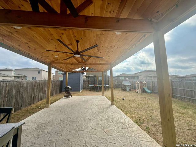 7334 Tradinghouse Lane, San Antonio, TX 78252