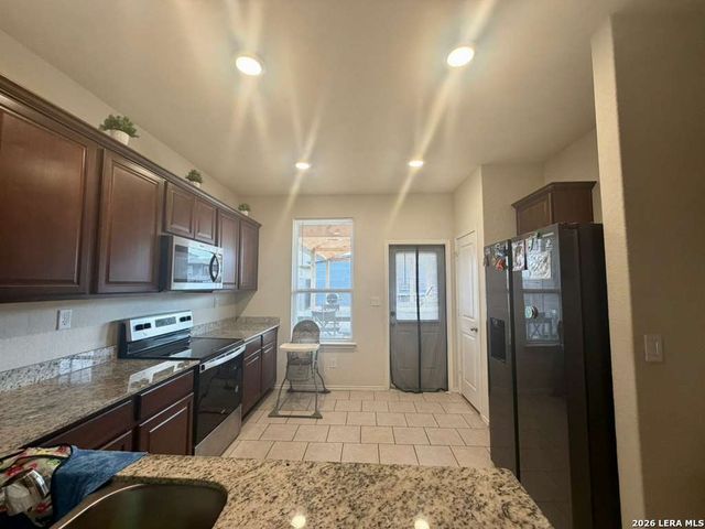 7334 Tradinghouse Lane, San Antonio, TX 78252