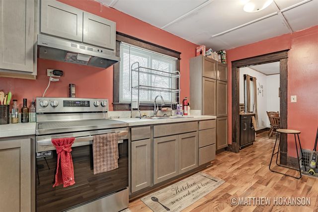 728 S Dibble Street, Hastings, MI 49058