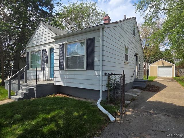 7211 Paige Avenue, Warren, MI 48091