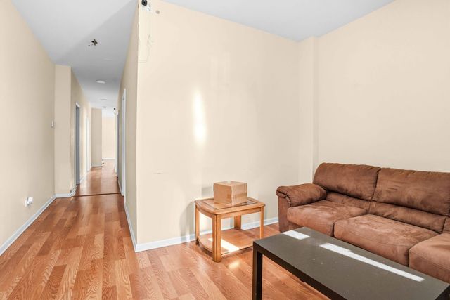 2926 S Lyman Street, Chicago, IL 60608