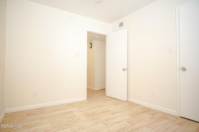 3425 Risner Place B, El Paso, TX 79936