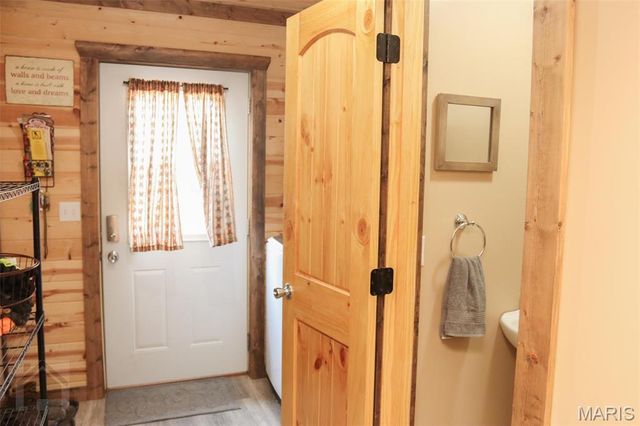 15785 Commander Drive, Dixon, MO 65459