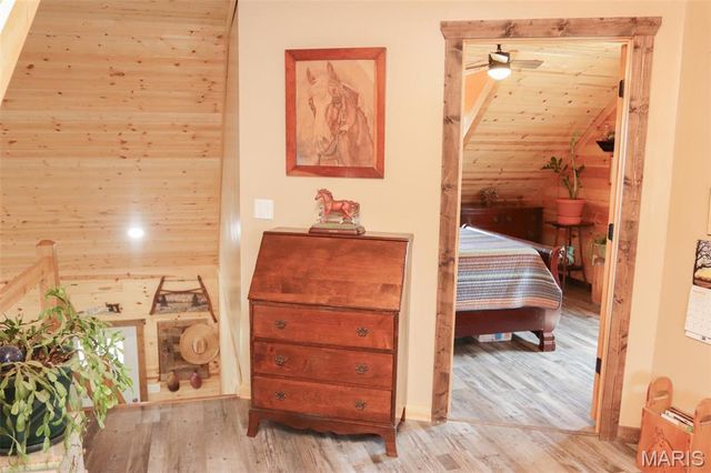 15785 Commander Drive, Dixon, MO 65459