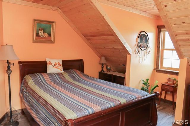 15785 Commander Drive, Dixon, MO 65459