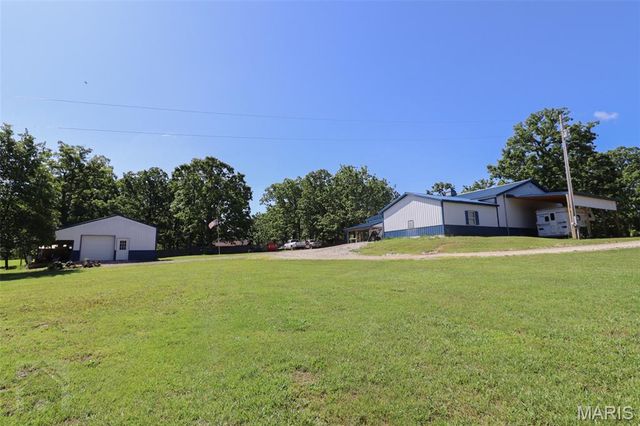 15785 Commander Drive, Dixon, MO 65459