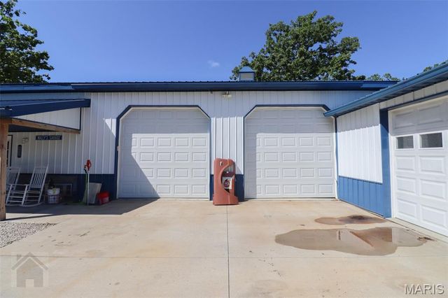 15785 Commander Drive, Dixon, MO 65459