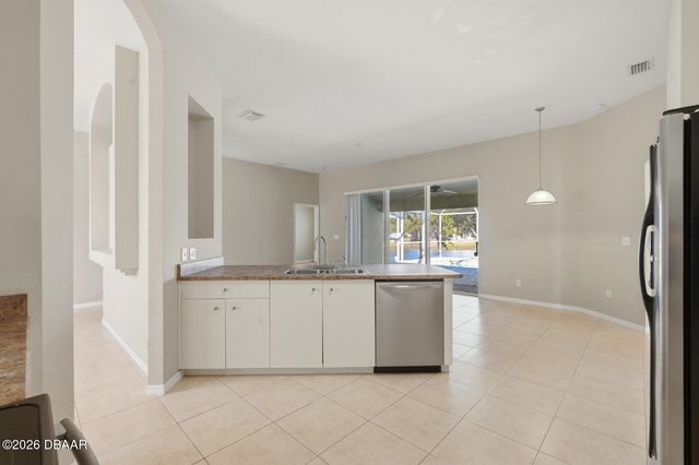 1800 Creekwater Boulevard, Port Orange, FL 32128