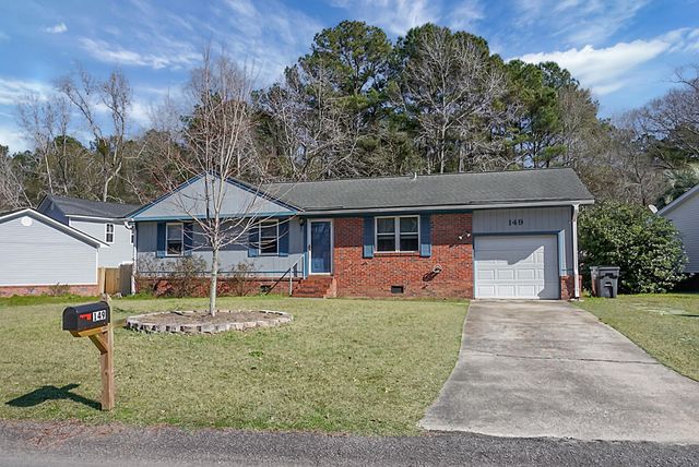 149 Heather Drive, Summerville, SC 29486