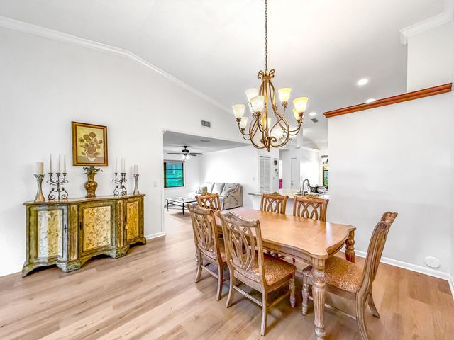 6367 Kings Gate Circle, Delray Beach, FL 33484