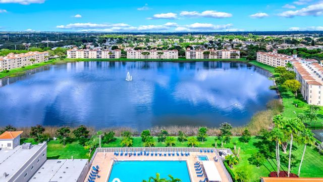 6367 Kings Gate Circle, Delray Beach, FL 33484