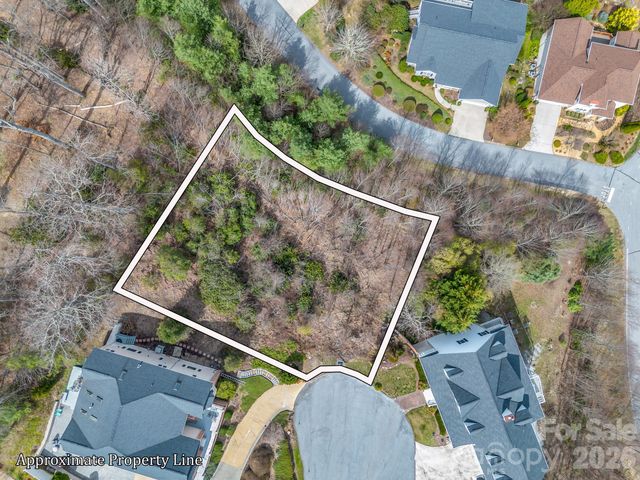 2325 Pommel Road 2325, Hendersonville, NC 28791