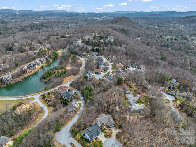 2325 Pommel Road 2325, Hendersonville, NC 28791