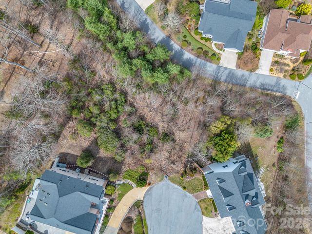 2325 Pommel Road 2325, Hendersonville, NC 28791