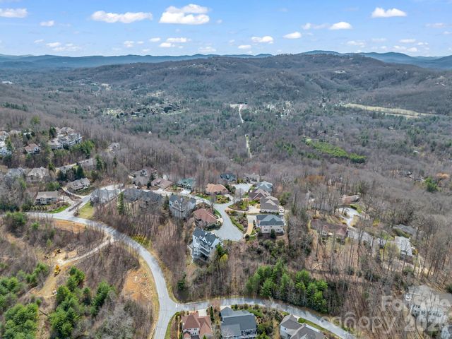 2325 Pommel Road 2325, Hendersonville, NC 28791