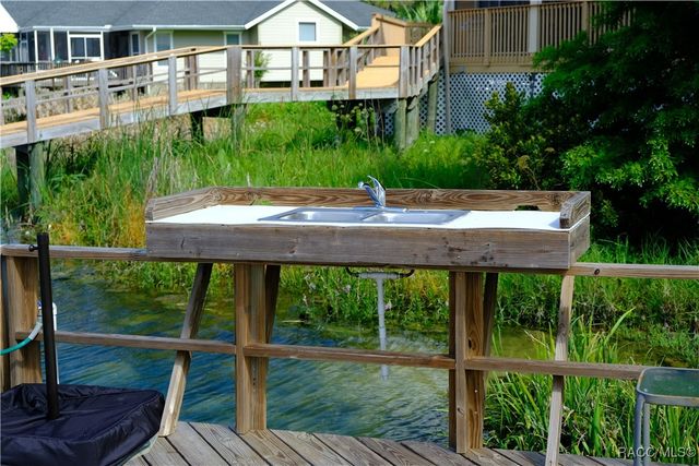 259 NW Bay Path Drive, Crystal River, FL 34428