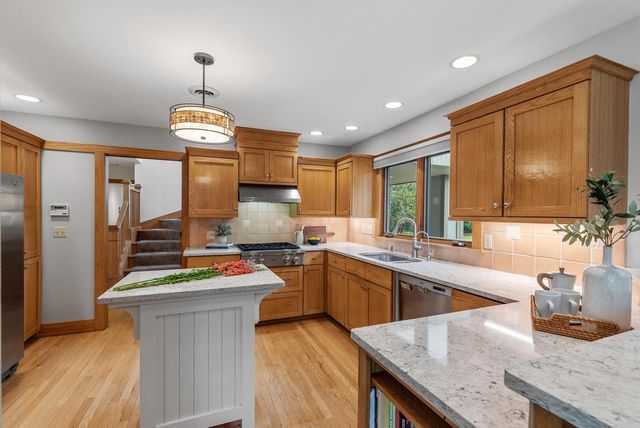9740 N Riverside ROAD, Mequon, WI 53092
