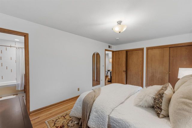 9740 N Riverside ROAD, Mequon, WI 53092