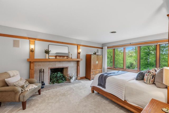 9740 N Riverside ROAD, Mequon, WI 53092