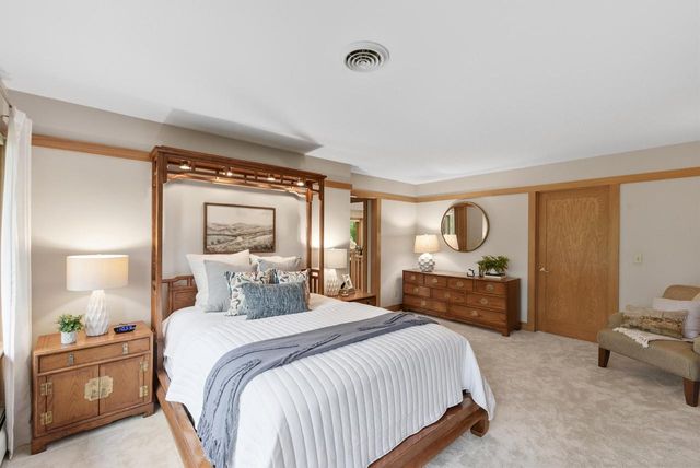 9740 N Riverside ROAD, Mequon, WI 53092