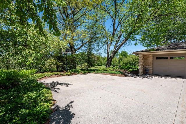 9740 N Riverside ROAD, Mequon, WI 53092