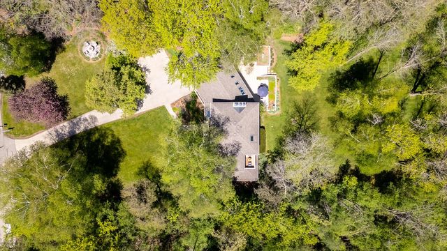 9740 N Riverside ROAD, Mequon, WI 53092
