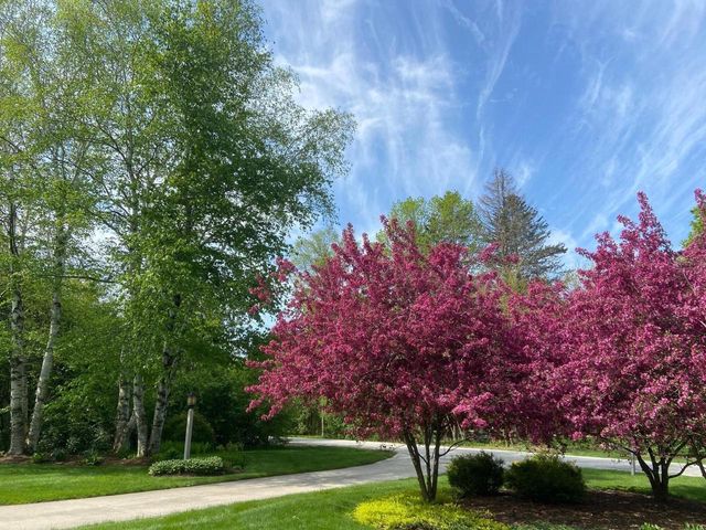 9740 N Riverside ROAD, Mequon, WI 53092