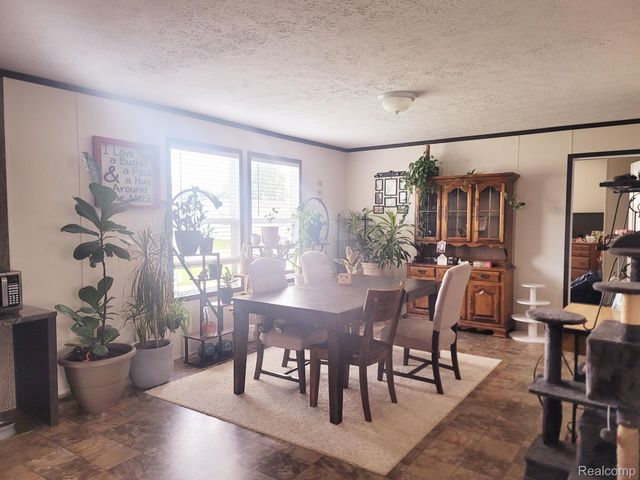 528 ELMWOOD Lane, Columbus Township, MI 48063