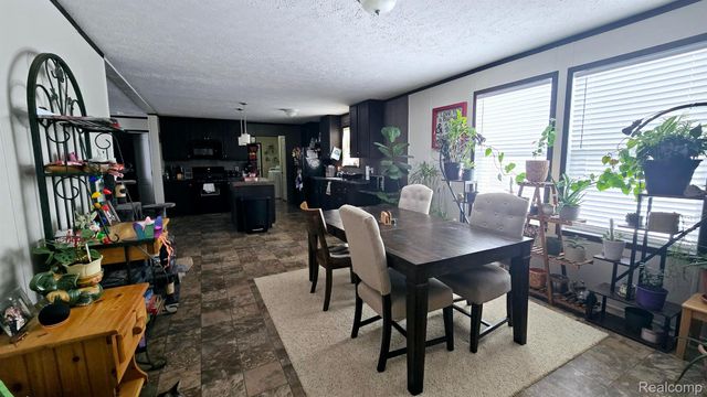528 ELMWOOD Lane, Columbus Township, MI 48063