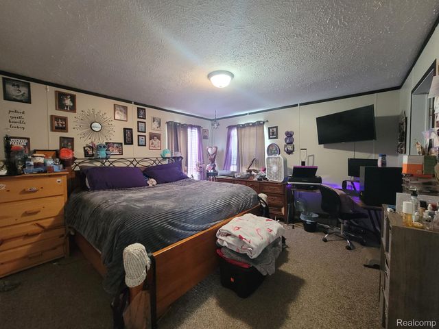 528 ELMWOOD Lane, Columbus Township, MI 48063