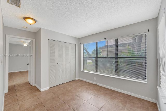 2846 S University Dr 4102, Davie, FL 33328