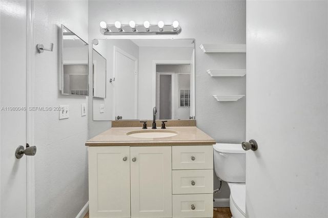 2846 S University Dr 4102, Davie, FL 33328